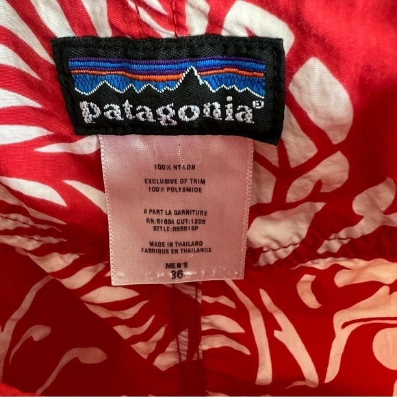 Patagonia Floral Print Board‎ Shorts - Picture 5 of 11